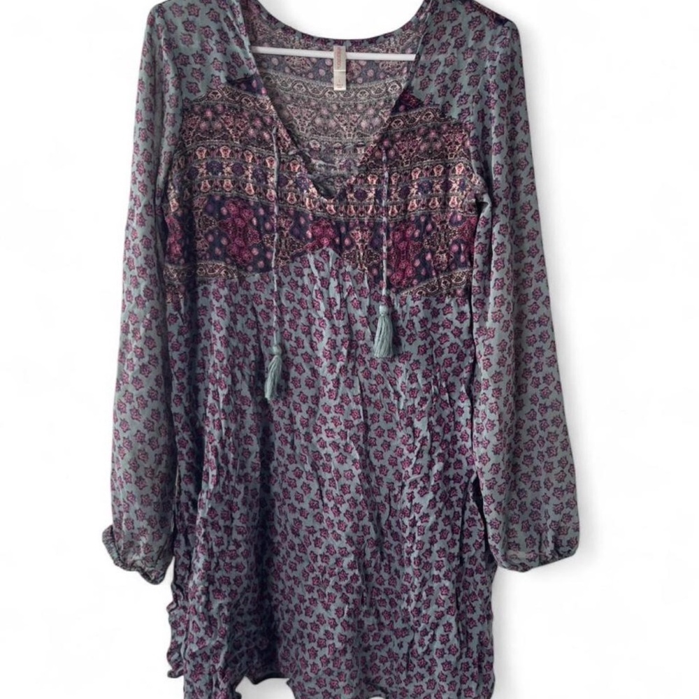 Xhilaration Pink & Purple Paisley Blouse